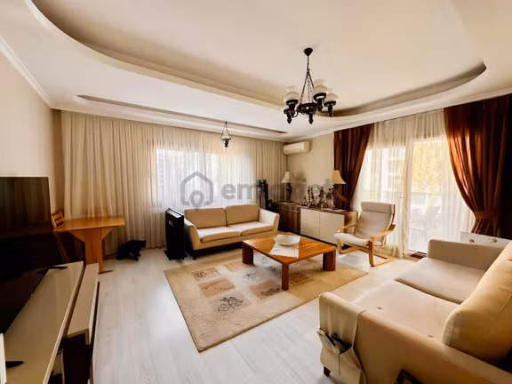 Karşıyaka Yalı Mahallesi Merkezi Konum 3+1 Satılık Ara Kat 2