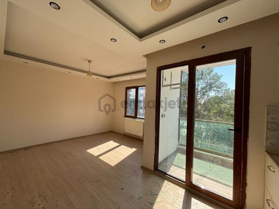 Dmz Gm Ayşe Demez'den Adliye Arkası Kiralık 2+1 Ofis 1