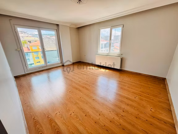 Mertcan'dan Oturuma Hazır Deniz Manzaralı 3+1_120m2 İskanlı 1