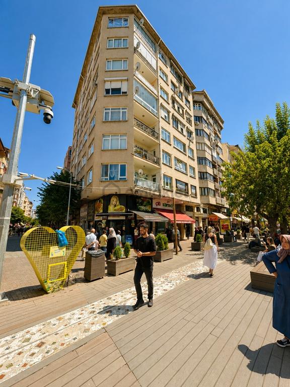 Rw Detay'dan Hamamyolunda Satılık Asansörlü Ara Kat Daire 2