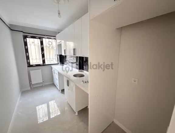 Köprü Emlak'tan Gazi Mah Satılık Sıfır Ara Kat Daire 1