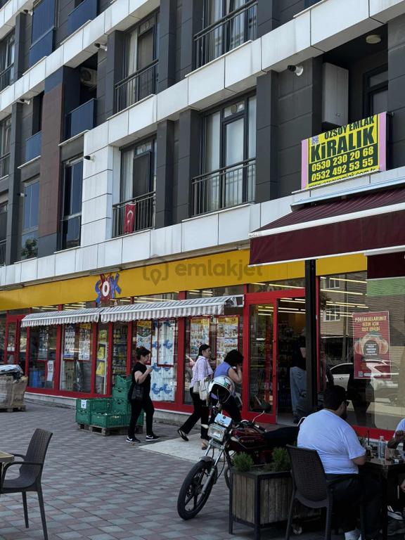 Özsoy Emlak Edirne'den İstasyon'da 1+1 Kiralık Ofis Dairesi 1
