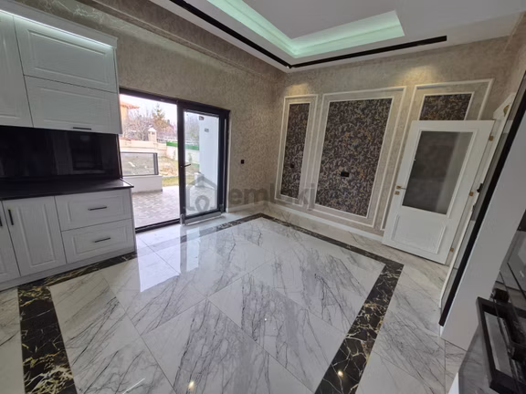 Yüksel Şahin'den Erenköy De 10+1 Müstakil Akıllı Luks Satılık Villa 2