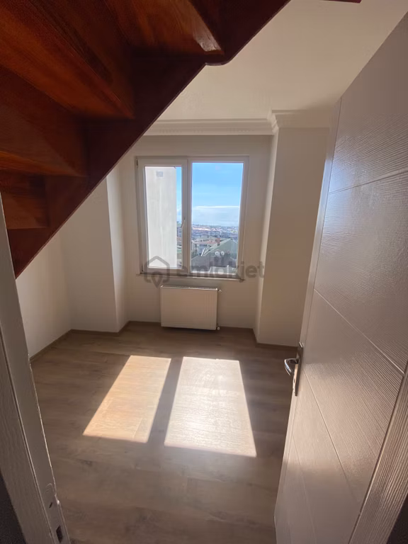 Adnan Kahveci Mah Kiralık 4+2 Dubleks Daire 2