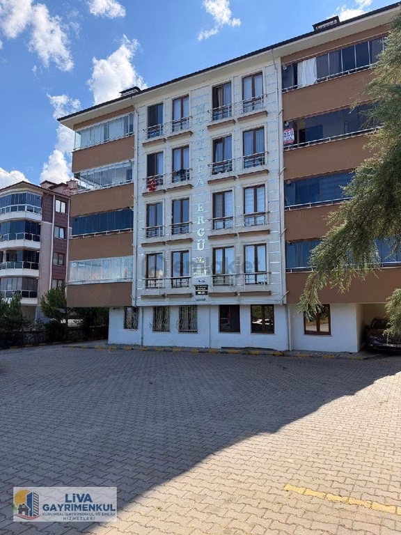 Liva Gayrimenkul'den Safranbolu Esentepe Mah.satılık 3+1 Daire 2