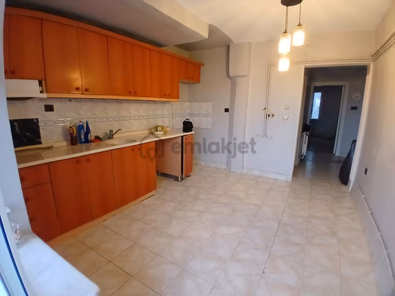 Bursa Yıldırım Yesil De 1+1 Kombili Giriş Kat Temiz Daire 2