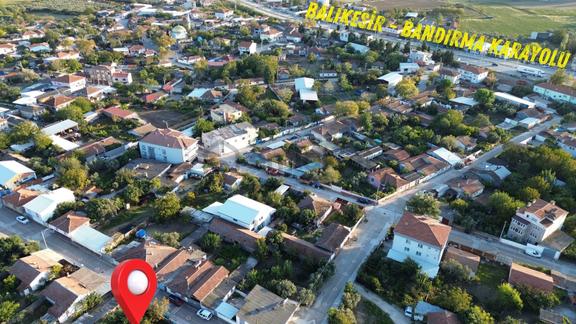 Sevinç'ten Doğalgaz-elk-su Kapıda 3 Kat İmar Köy İçi 545 M² Arsa 1