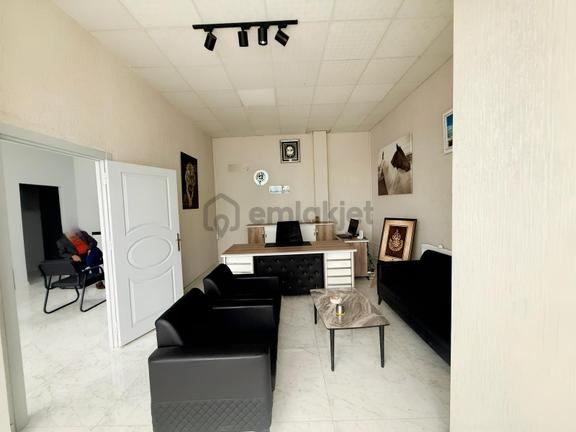 Selahattin Eyyubi Mahallesinde Eşyalı Devren Kiralık Ofis 2