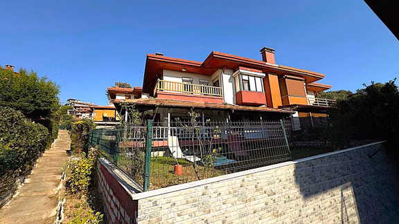 İzmir Seferihisar Esenyalı Sitesi'nde Denize 50 M |özel Plaj & Havuz Ayrılcalığıyla Satılık Yazlık 2