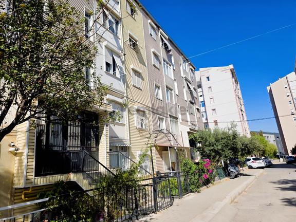 Buca Karanfil Mah De Bakımlı Ara Kat Balkonlu 2+1 Kiralık Daire 1