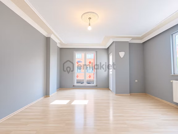Kazım Karabekir Mh. Tuzla Cd. Yakını Kiralık 2+1 Ara Kat Daire 1