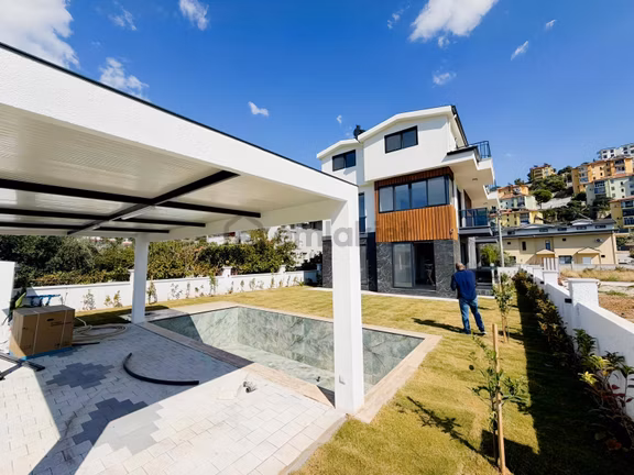Fethiye Çalıca Mahallesinde Satılık 1+1 Daıre 2