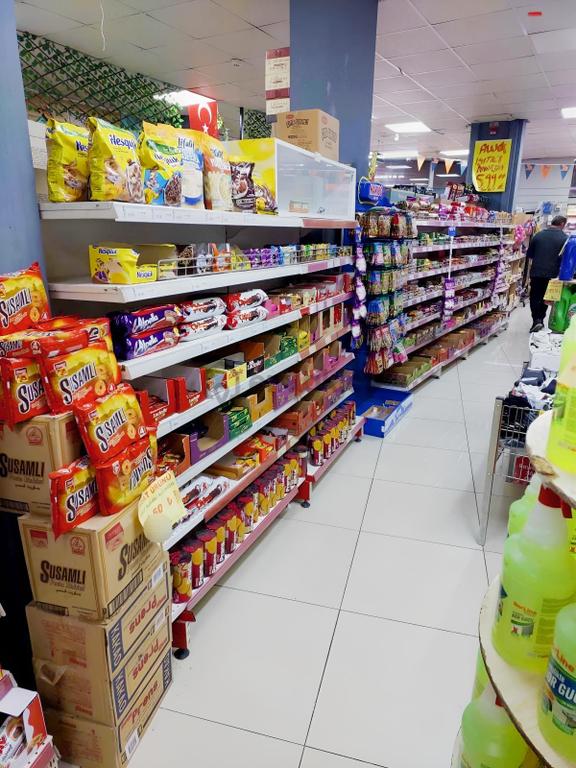 Cengizler'den Cemil Çiçek Caddesin'de Devren Satılık Market 1