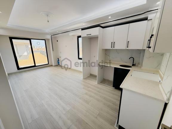 Kumbağ Mah. Site İçerisinde Bahçe Kullanımlı Sıfır 1+1 2