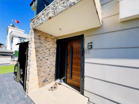 Döşemealtı Yeniköy'de 4+1 240m² Satılık Villa 2