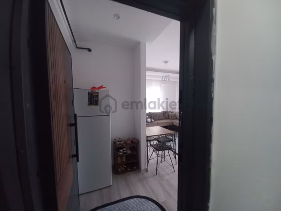 Körfez Aziz Işık Bulvarına 50 M | Deniz Manzaralı | Eşyalı 1+1 2