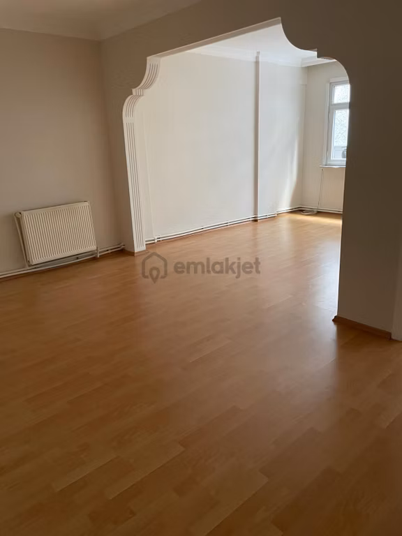 Gaziosmanpaşa Merkezde Sahibinden Kiralık Temiz Boş Daire! 1