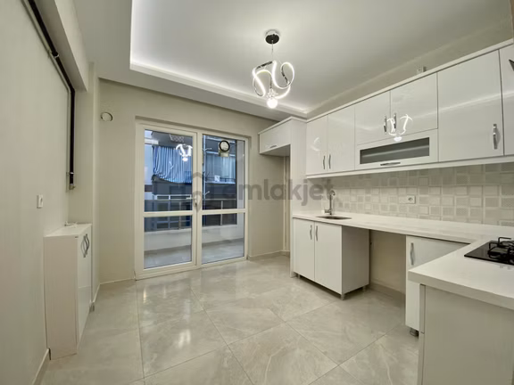 Kuzey'den Pursaklar Merkez'de 2+1 Ara Kat Asansörlü Kiralık Dair 2