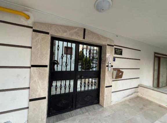 Kuşadası Ege Mahallesinde Kiralık Doğalgazlı 3+1 Daire 2