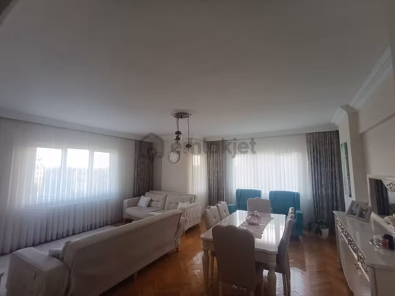 Kavacık'ta Medipol Üniversitesine Yakın 3+1 140m2 Geniş Ve Ferah Satılık Daire 2