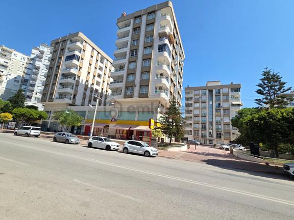 Konyaaltı Uncalı Mahallesinde Merkezi Konumda Ara Katta Site İçinde Kiralık 3+1 Daire 1