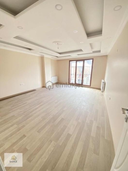 Cumhuriyet Mahallesinde Sıfır Arakat Satılık 3+1 Daire 1