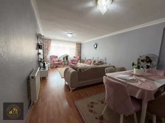 Seğmenler Merkezde Satılık 3+1 1