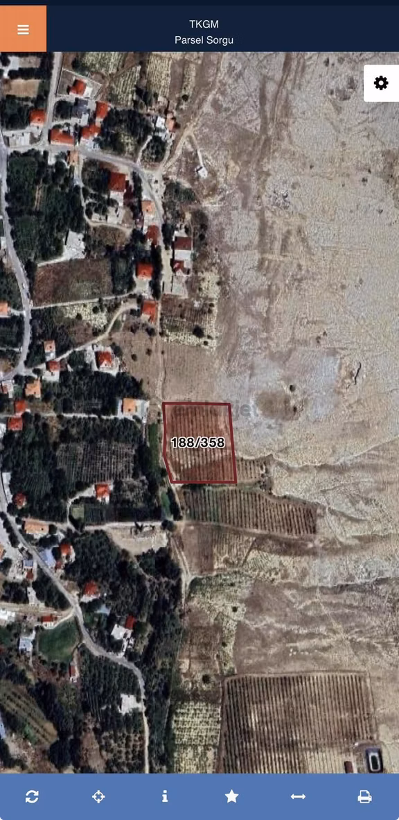 Niğde Değirmenlide 5.392 M² Yatırımlık Elma Bahçesi 1