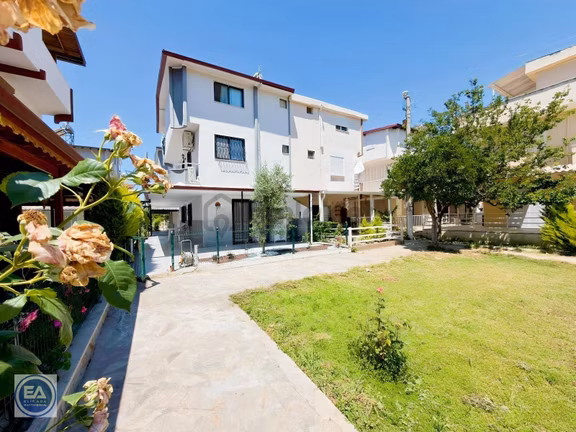 Nazilli Pazarı Mevkinde Önü Açık Ferah 3+3 Eşyalı Satılık 1