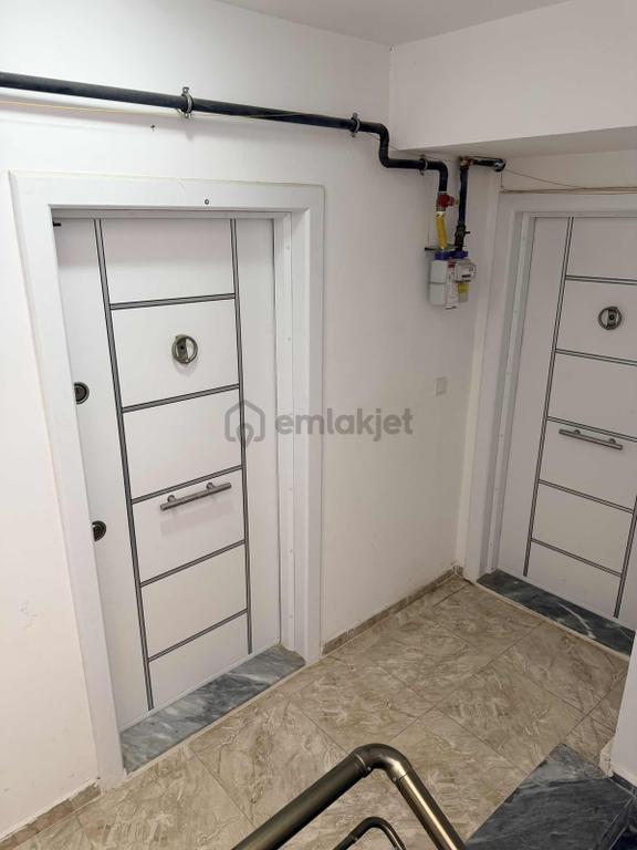 Girne Mahallesinde Eşyasız 1+1 Kiralık Daire 2