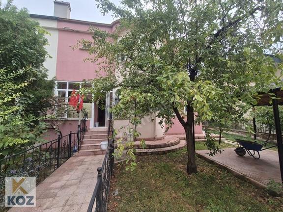 Koz Emlak'tan 1000m2 Müstakil Bahçeli Kiralık Villa 2
