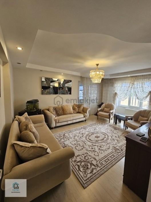 Yetki'den Yenişafakta Önü Açık Satılık Üst Kat 3+1 Geniş Daire 1