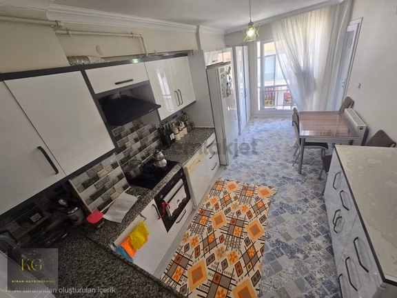 Kıran Gayrimenkul Den Satılık 2+1 Kapalı Mutfak Köşe Daire 1