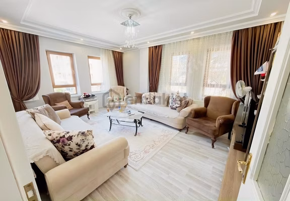 Kuşcağız Gazeller Caddesinde Merkezi Lokasyonda 3+1daire 1