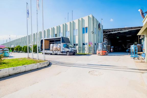 Remax Area'dan İnegöl Osbde 36.000 M² Net Kiralık Fabrika 2