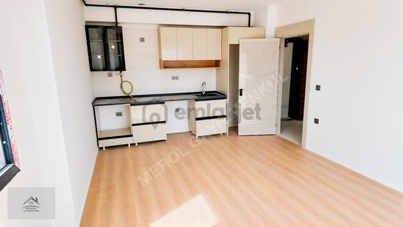Menemen Uğur Mumcuda Yerden Isıtmalı 2+1 Kiralık Daire 2