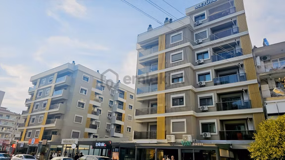 Karşıyaka Mavişehir Yalı Mahallesinde Sıfır Satılık 2+1 Daire 1