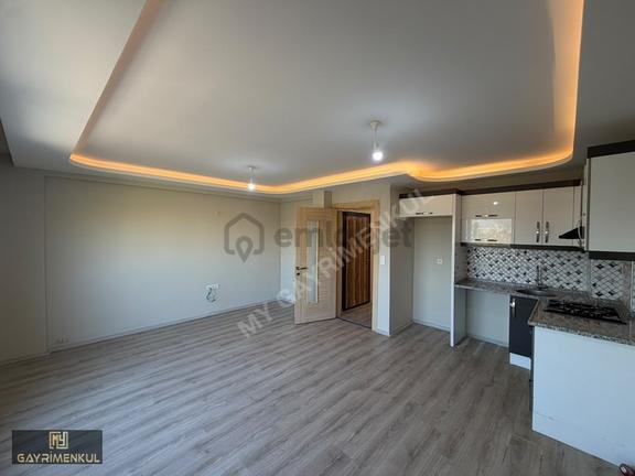 Bornova Ergene'de Yeşil Manzaralı, 2+1 Açık Mutfak Kiralık Daire 1