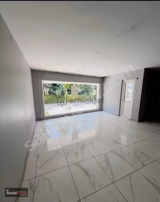 Kiralık Muayenehane 1