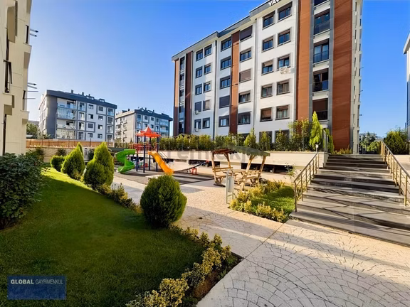 Global'den,postane Mah. Yavuzhanlarda,elit Sitede,sıfır Daire 1