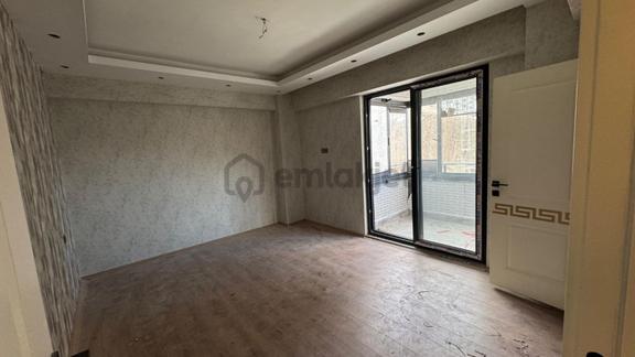Ymz'den Geylani De 3,5+1 Ana Cadde Üzerinde Süper Geniş Daire 2