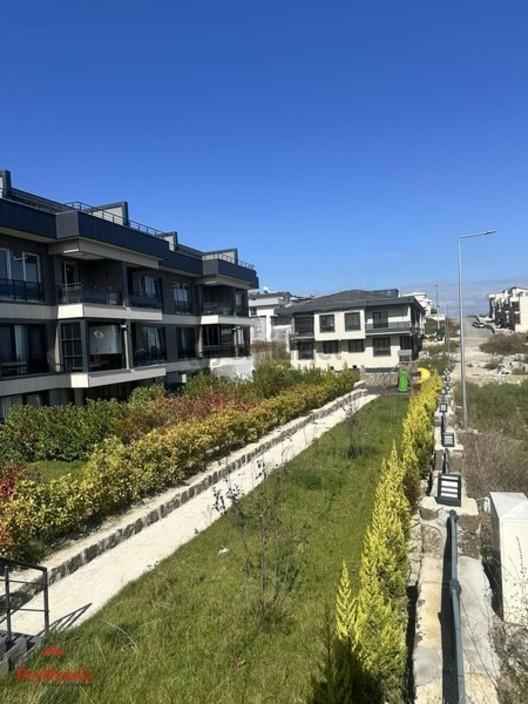 Yalova Merkezde Site İçerisinde Sıfır Lüks Sıfır 3+1 Dubleks 2