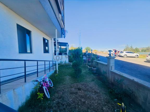 Sultaniye De Sıfır Daire Geniş Ferah Aydınlık 3+1 2