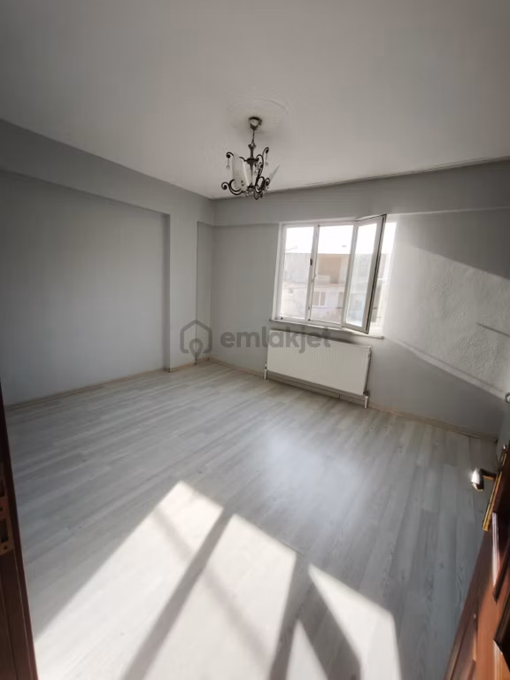 Kiralık 2+1 Daire 1