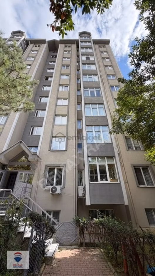 Kamelya Sitesinde Satılık 7. Kat Manzaralı 3+1 Satılık Daire 1