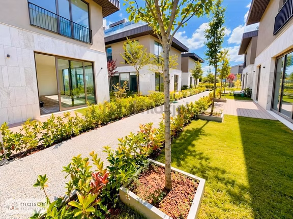 Maıson Kemerburgaz Orman Etabı'nda Satılık6+1 Bahçeli Lüks Villa 2
