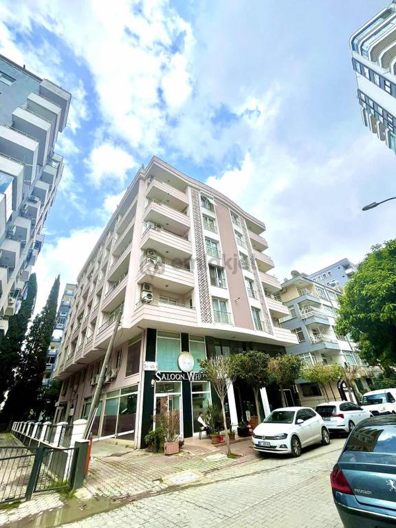 Kurtuluş Yüzevlerde Kısa Katlı Açık Ve Kapalı Otoparklı Daire 1