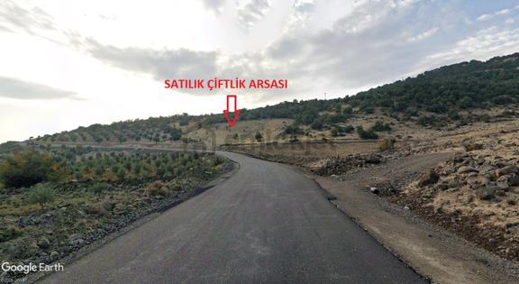 Kilis Musabeyli Geçitboyu Köyü'nde Asfalt Yola Cepheli 6676 M² Çiftlik Yapımına Uygun Satılık Arsa 1
