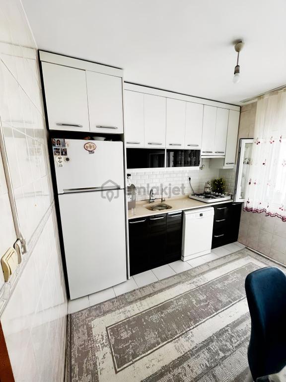 Kozan Gayrimenkulden 2+1 90m² 1