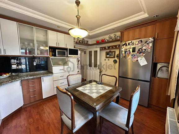 Öveçler Kabil Caddesi Pararelinde - Önü Açık Manzaralı Geniş 4+1 2